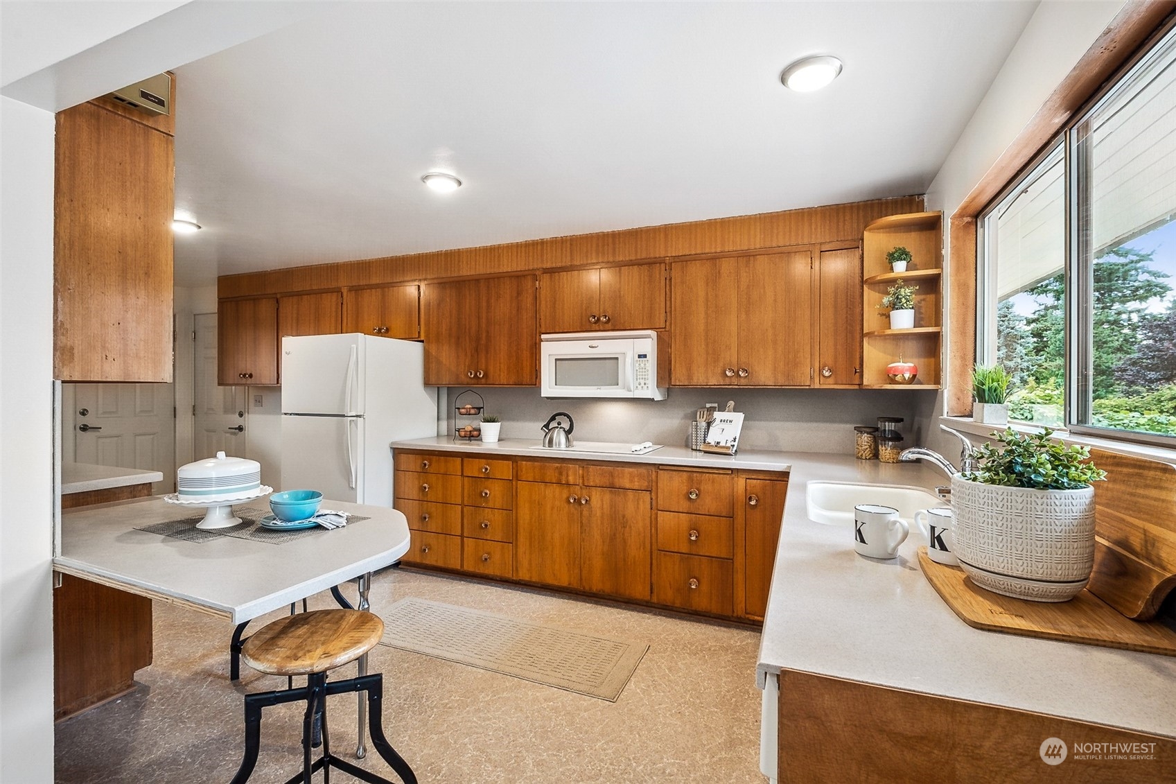 458 Index Avenue Northeast Renton, WA 98056 - Photo 7 of 29 Gallery Image 7