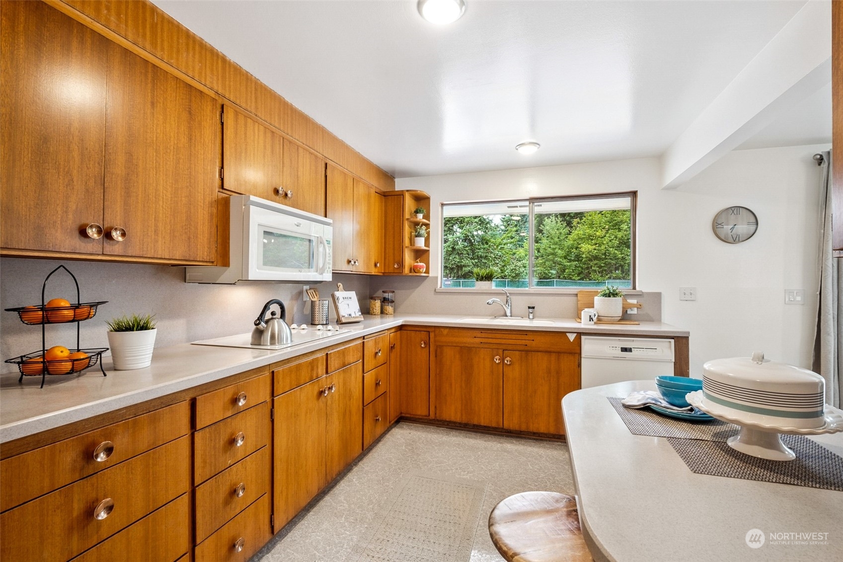 458 Index Avenue Northeast Renton, WA 98056 - Photo 8 of 29 Gallery Image 8