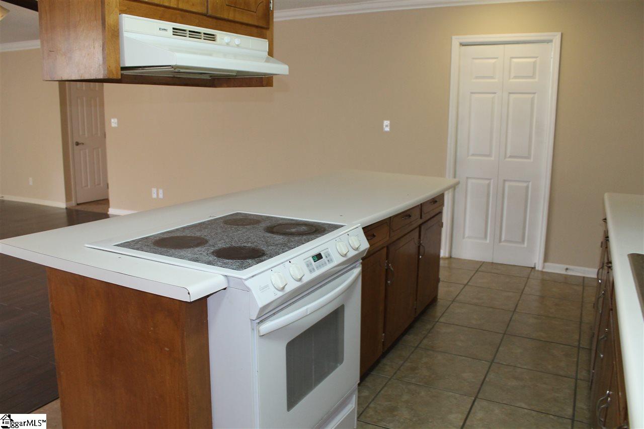 140 Wingo Road Roebuck, SC 29376 - Photo 12 of 28 Gallery Image 12