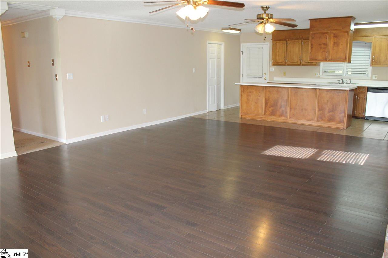140 Wingo Road Roebuck, SC 29376 - Photo 6 of 28 Gallery Image 6