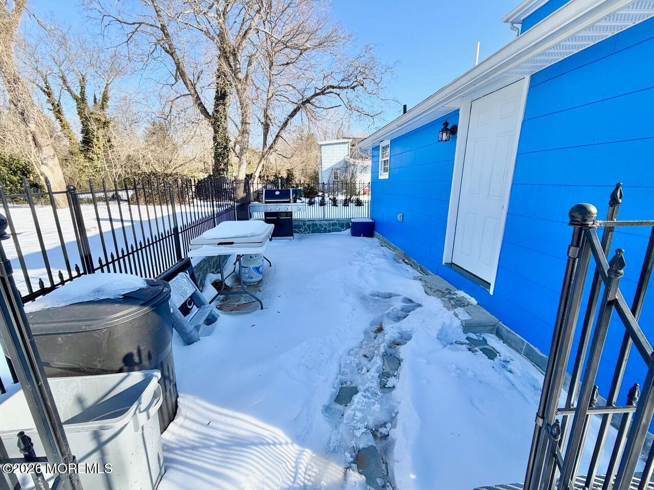 623 Main Street Leesburg, NJ 08327 - Photo 11 of 68 IMG_3541