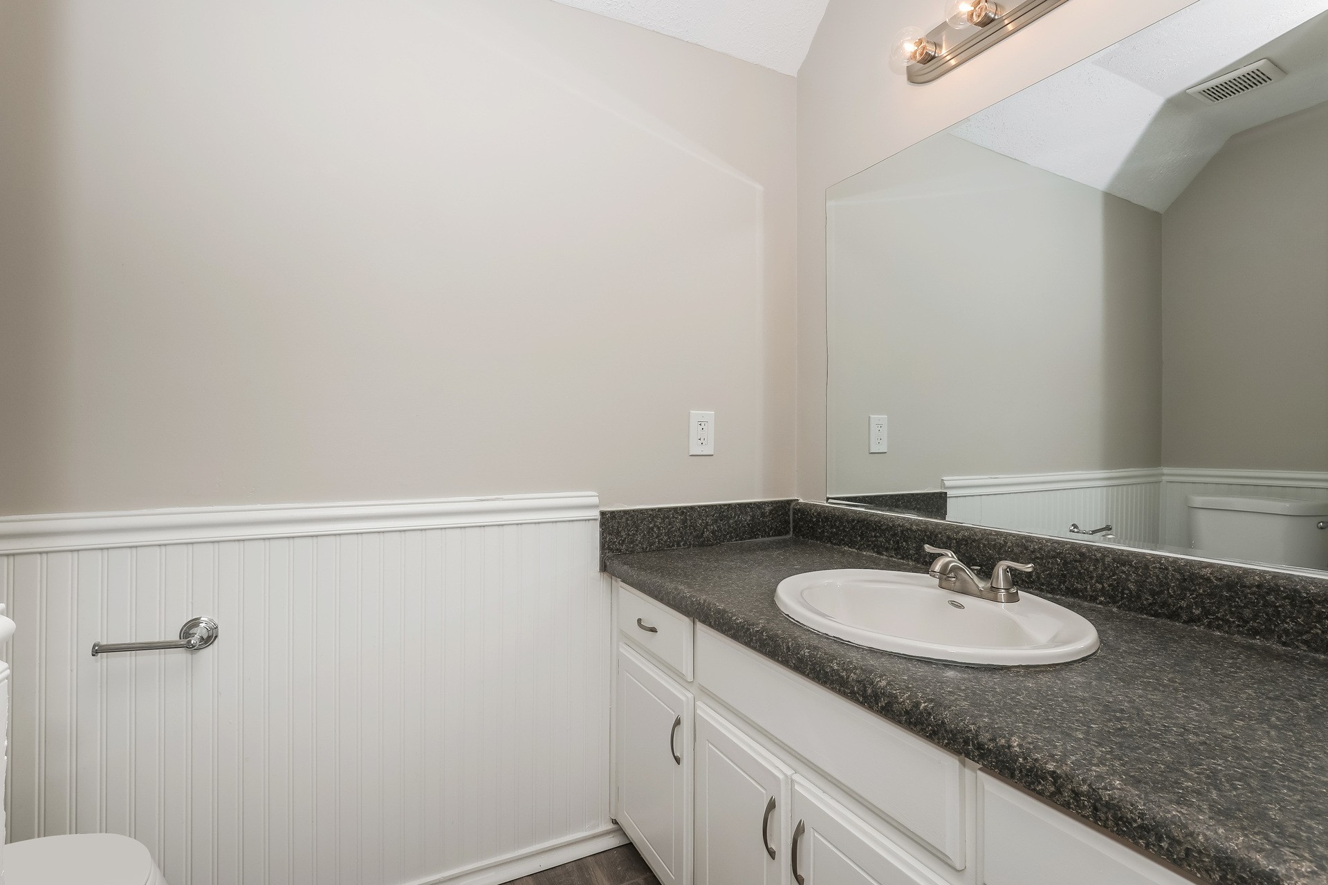 2503 Splinter Court Murfreesboro, TN 37130 - Photo 14 of 17 a sink and a mirror