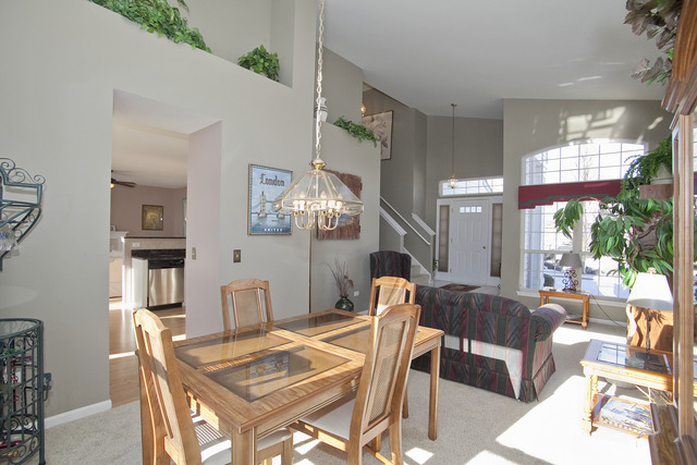 1929 Blossom Ridge Drive Bolingbrook, IL 60490 - Photo 5 of 24