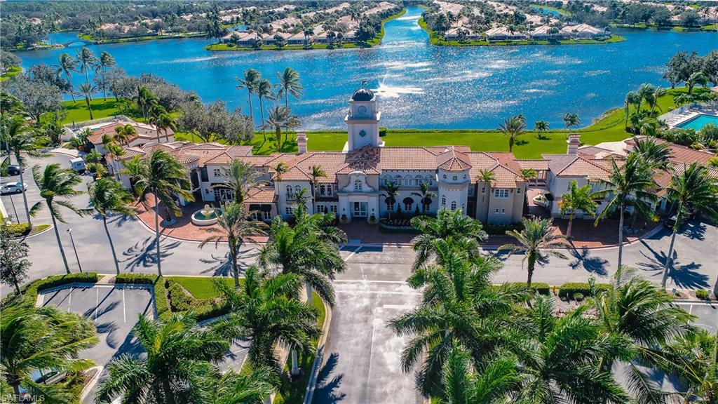 4681 Rio Poco Court Naples, FL 34109 - Photo 7 of 32 Village Walk of Naples Town Center