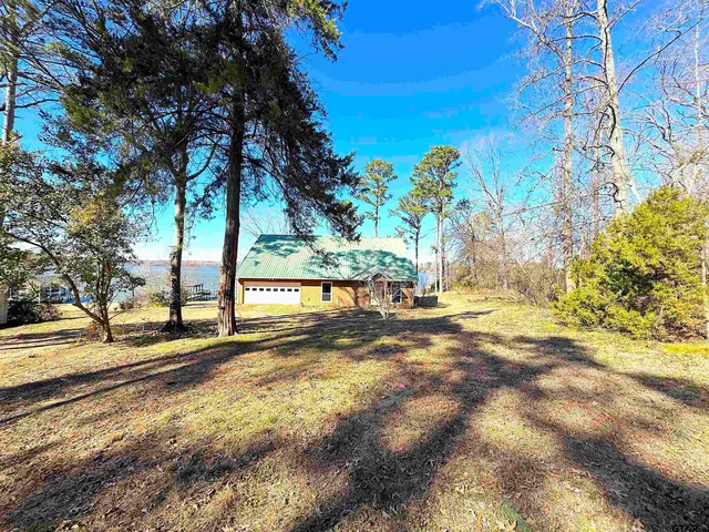 $750,000 | 410 Private Road 52426, Leesburg, TX 75451