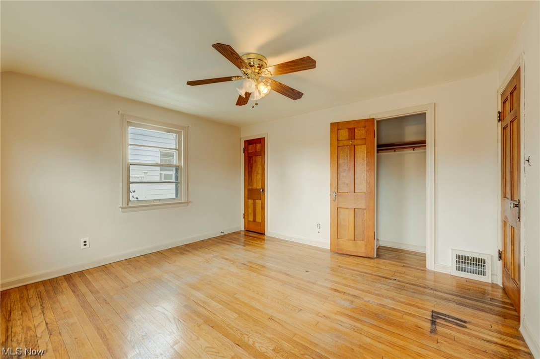 3574 Tullamore Road Cleveland, OH 44118 - Photo 21 of 35