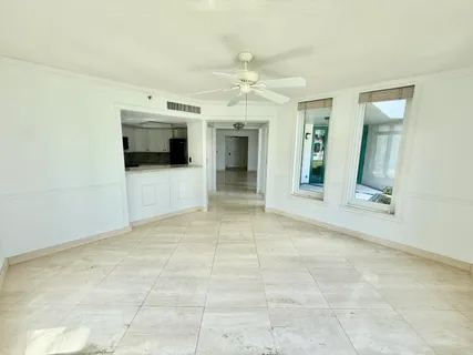 $975,000 | 100 Southeast 5th Avenue, Unit 107, Boca Raton, FL 33432