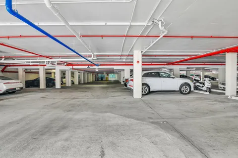 $975,000 | 100 Southeast 5th Avenue, Unit 107, Boca Raton, FL 33432