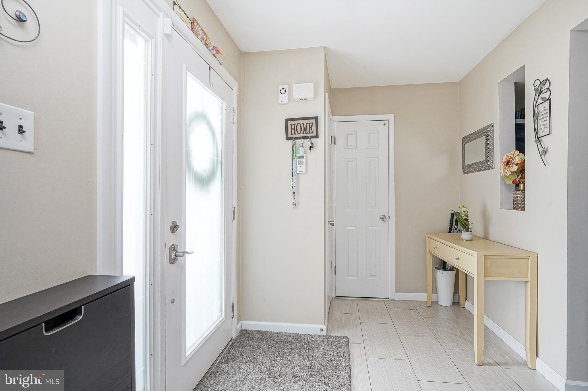 16 Duncan Road Sewell, NJ 08080 - Photo 3 of 42