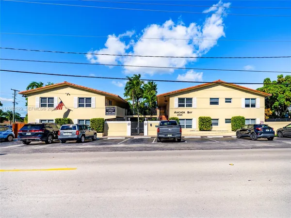 $1,550 | 2025 Miami Road, Unit 8B, Fort Lauderdale, FL 33316