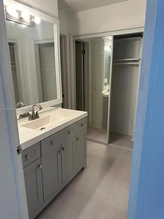$1,550 | 2025 Miami Road, Unit 8B, Fort Lauderdale, FL 33316