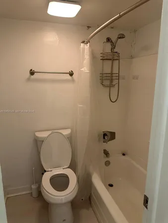 $1,550 | 2025 Miami Road, Unit 8B, Fort Lauderdale, FL 33316