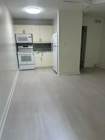 $1,550 | 2025 Miami Road, Unit 8B, Fort Lauderdale, FL 33316