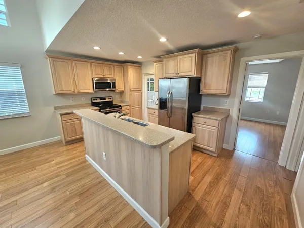 $1,800 | 4334 Highway 441, Unit 11, Okeechobee, FL 34974