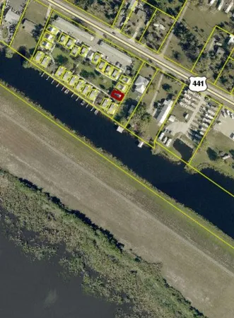 $1,800 | 4334 Highway 441, Unit 11, Okeechobee, FL 34974