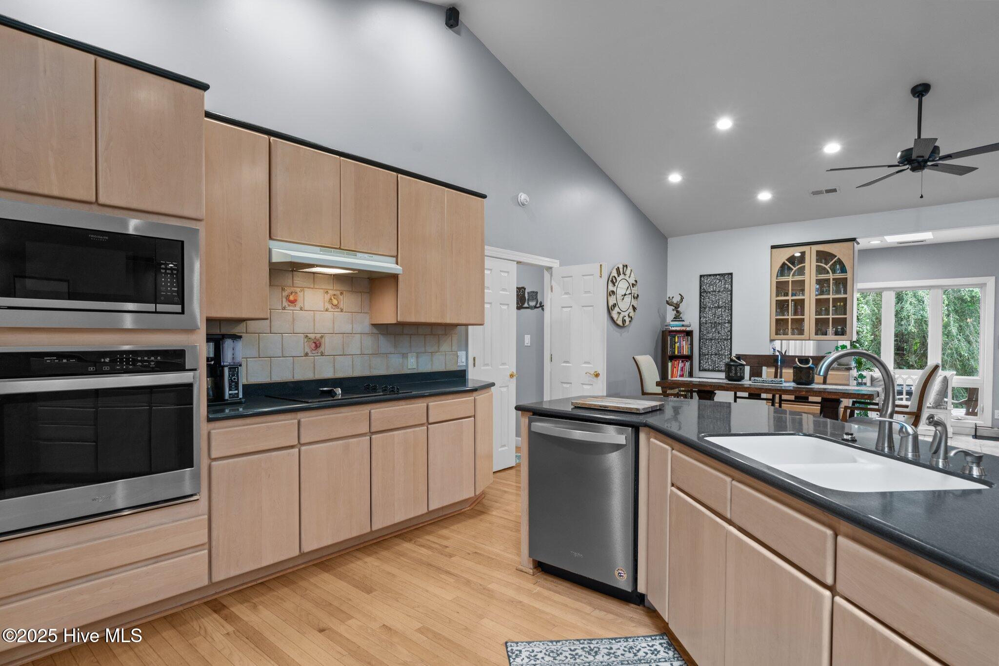 105 Salem Drive Pinehurst, NC 28374 - Photo 5 of 43 38-web-or-mls-DSC09473