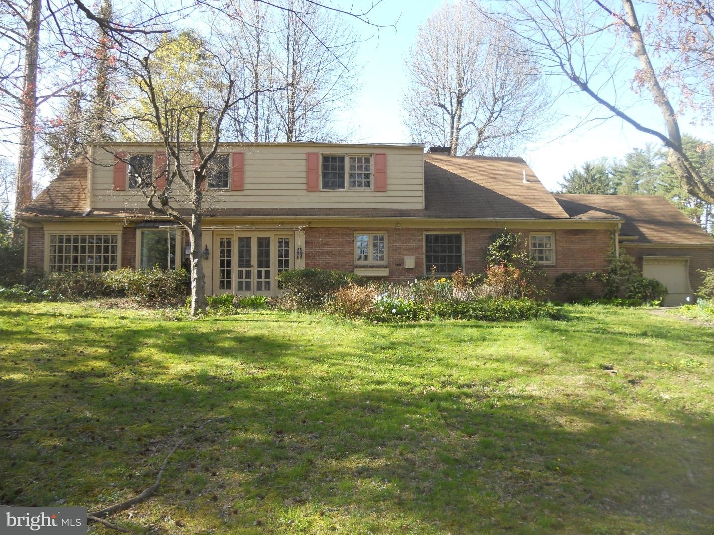 2805 Edge Hill Road Huntingdon Valley, PA 19006 - Photo 14 of 17 Exterior Back