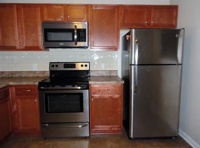 $1,600 | 212 Caldwell Loop, Jacksonville, NC 28546