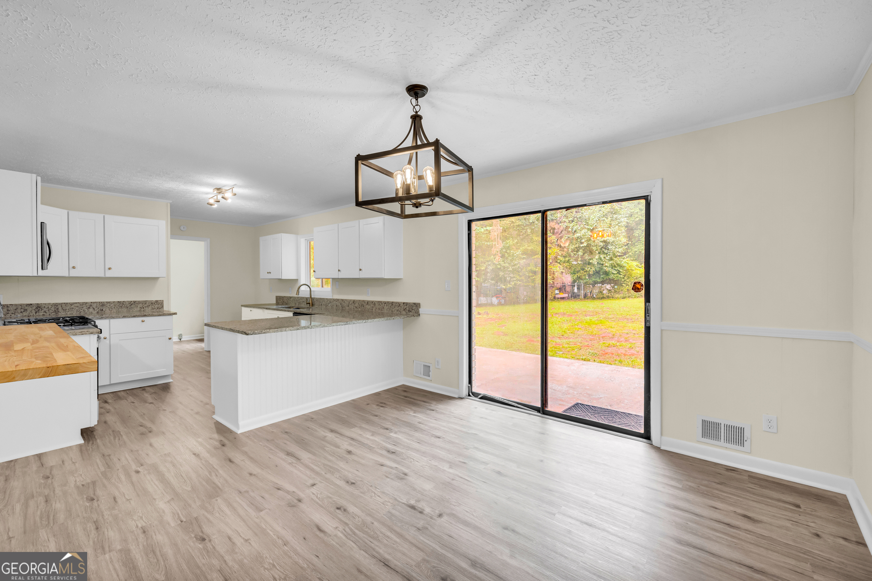 210 Edgewood Drive Athens, GA 30606 - Photo 10 of 42
