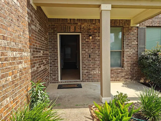 $2,980 | 7915 Moss Springs Court, Cypress, TX 77433