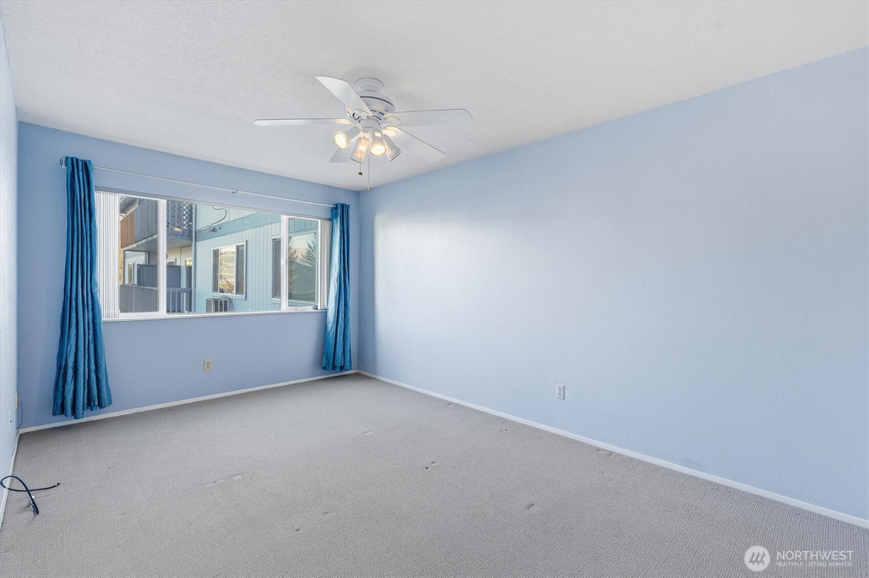 2005 Tibbetts Drive, Unit 209 Longview, WA 98632 - Photo 31 of 40 a view of an empty room with a window