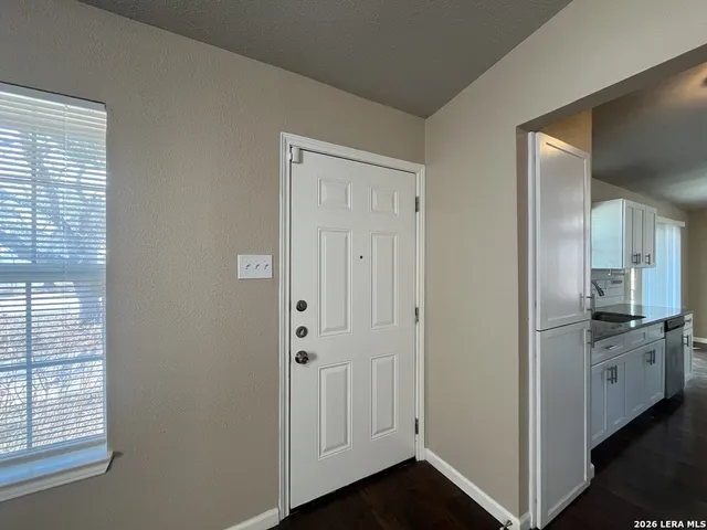 $1,350 | 6147 Bright Valley Drive, San Antonio, TX 78242