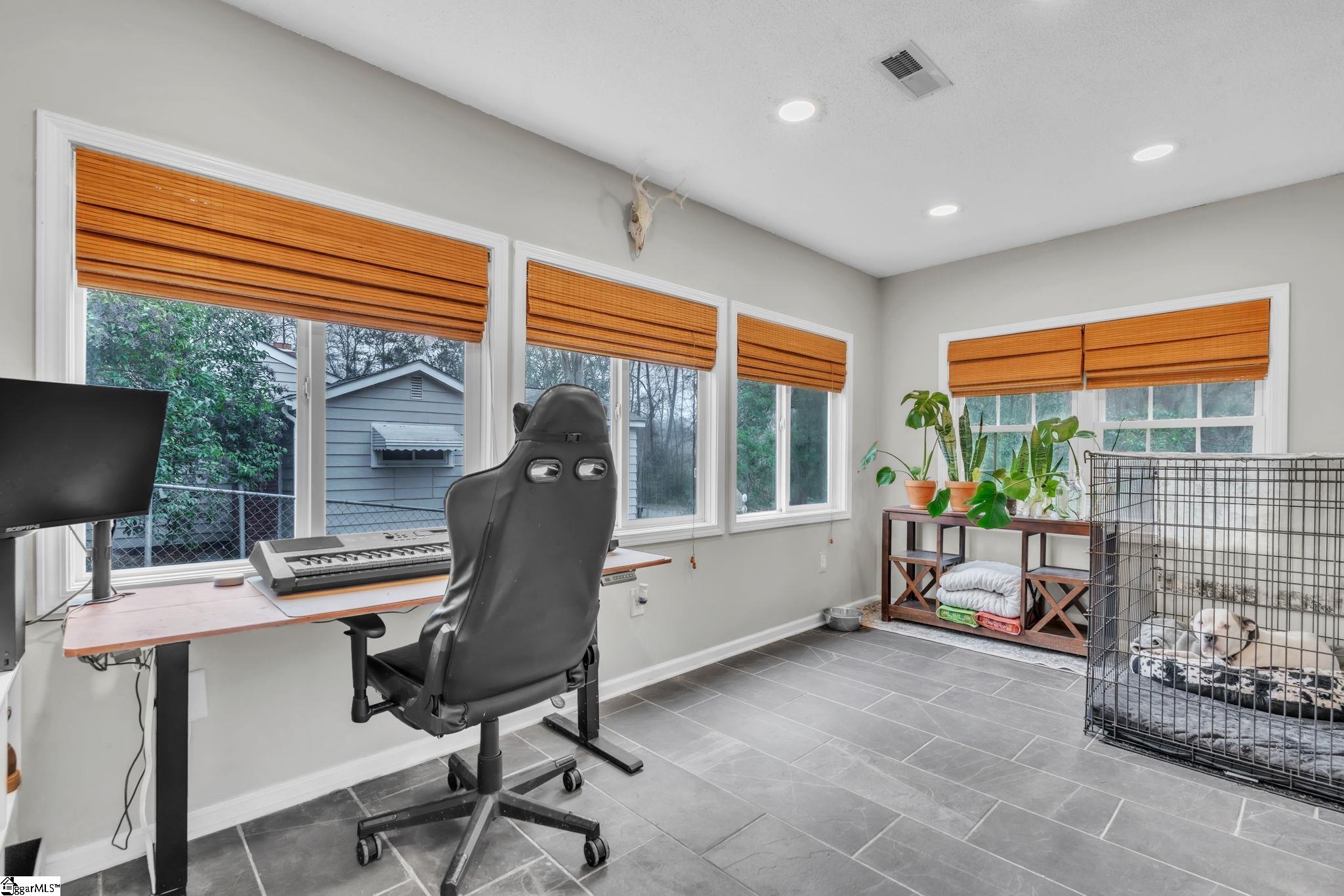 614 Brogan Avenue Anderson, SC 29625 - Photo 12 of 32