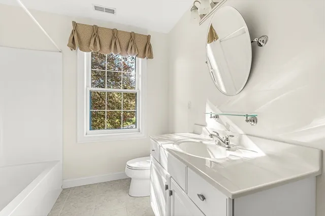 $1,049,000 | 109 Meadow Creek Drive, Dracut, MA 01826