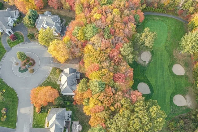 $1,049,000 | 109 Meadow Creek Drive, Dracut, MA 01826