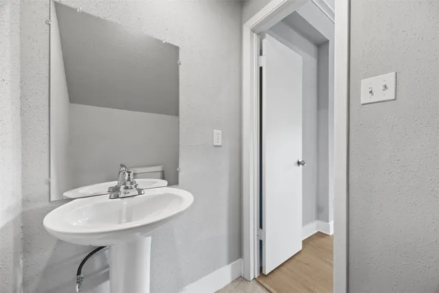 $2,300 | 3030 Becket Street, Pearland, TX 77584