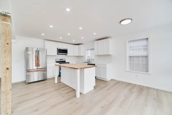 $299,000 | 17016 6th Street, Wellston, MI 49689