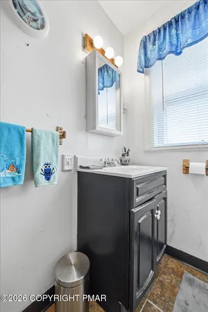 $139,900 | 22 Schoolhouse Lane, Wilkes Barre, PA 18702