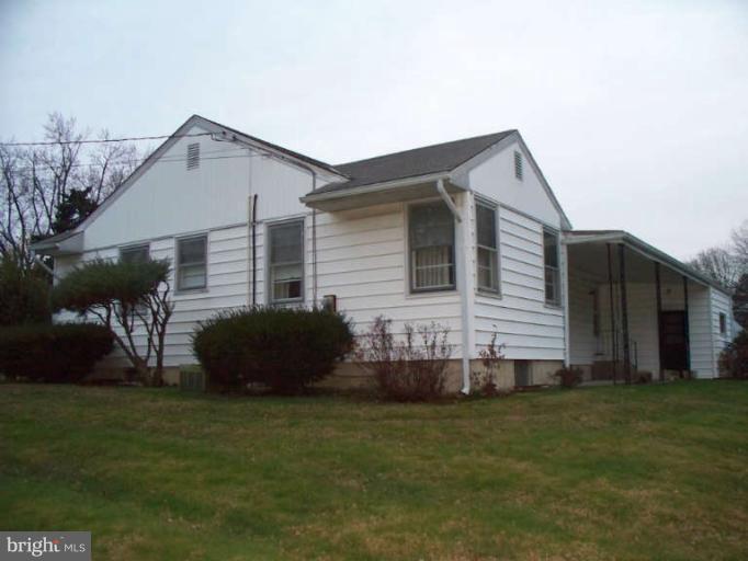 621 Beards Hill Road Aberdeen, MD 21001 - Photo 8 of 27 Side View