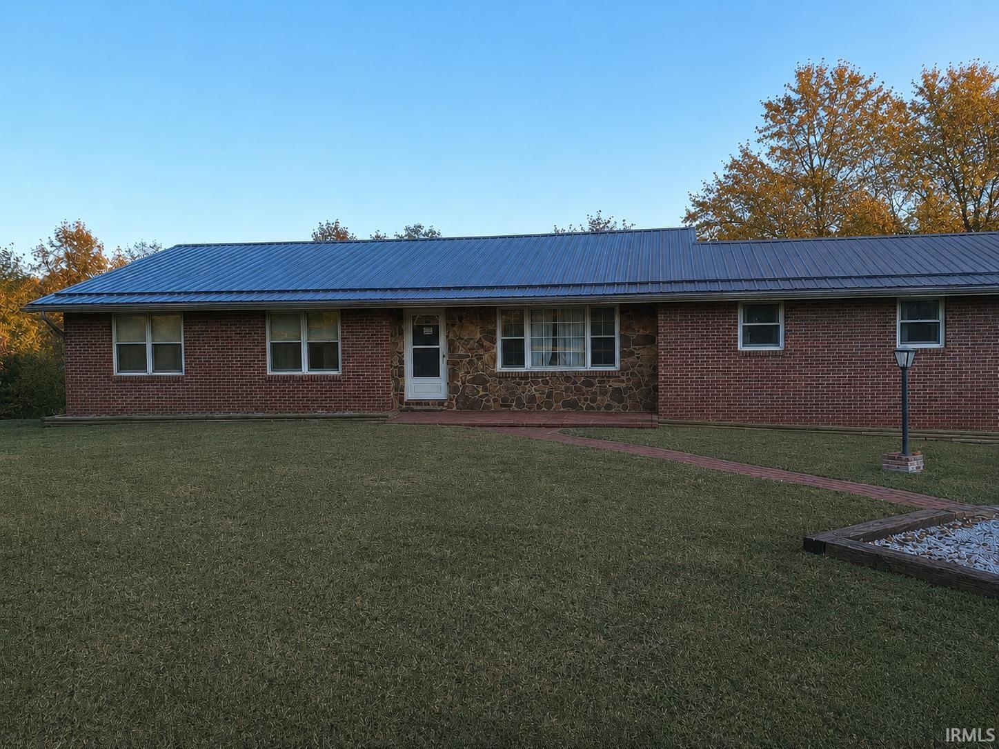 1357 South Hasler Road Bloomfield, IN 47424 - Photo 1 of 22
