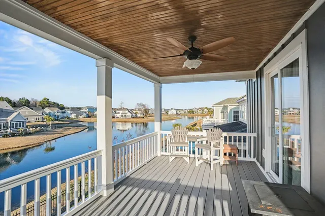 $799,900 | 889 Crystal Water Way, Myrtle Beach, SC 29579