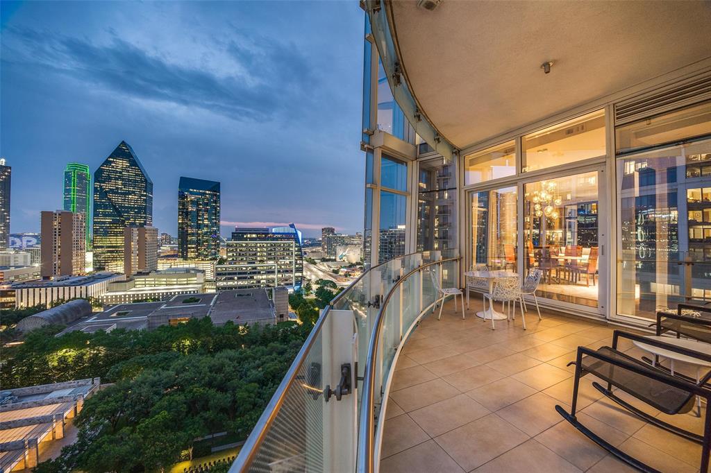 1918 Olive Street, Unit 1603 Dallas, TX 75201 - Photo 22 of 33 a city view with tall buildings and a big yard