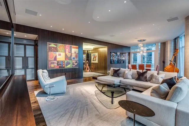 $4,195,000 | 1918 Olive Street, Unit 1603, Dallas, TX 75201