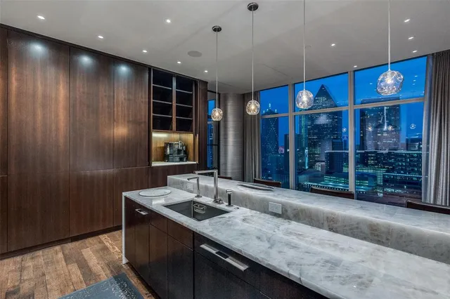 $4,195,000 | 1918 Olive Street, Unit 1603, Dallas, TX 75201