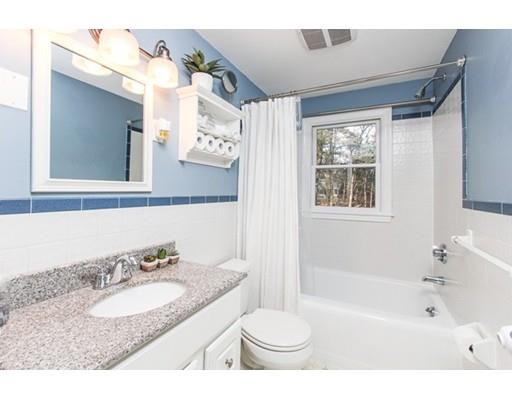 9 Brook Road Topsfield, MA 01983 - Photo 13 of 25
