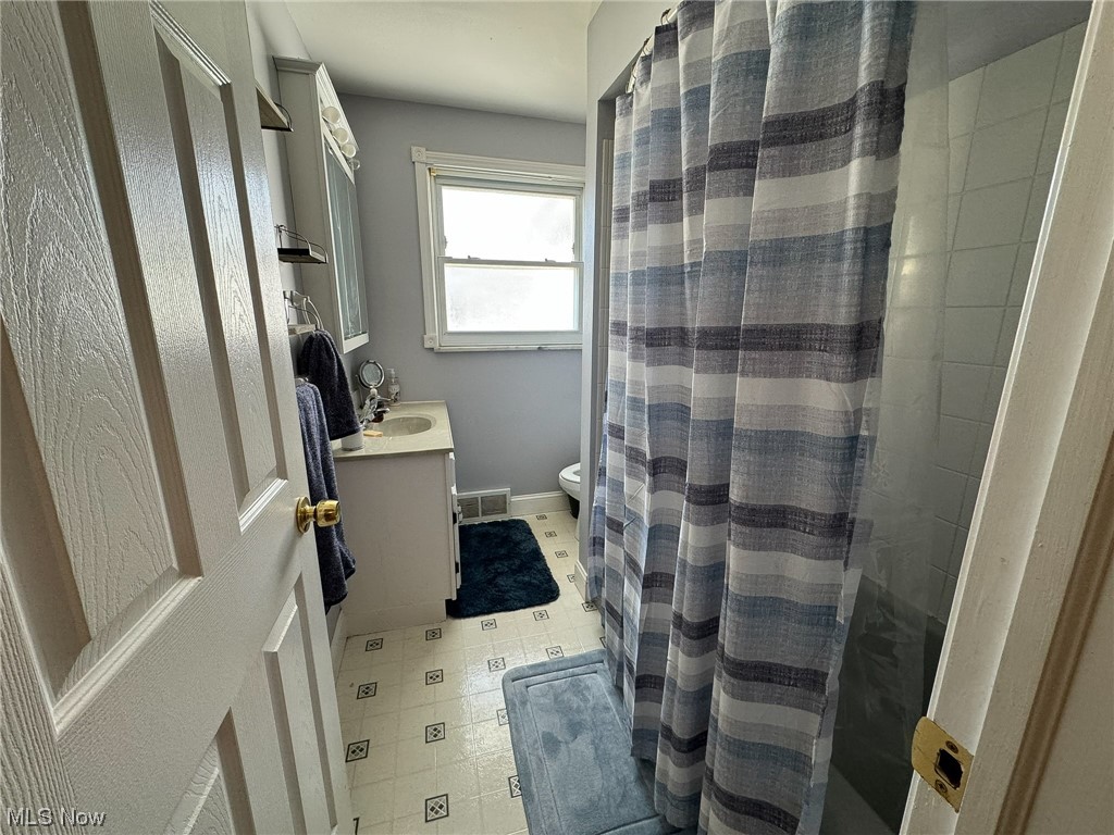 1013 Gulf Road Elyria, OH 44035 - Photo 18 of 27 Gallery Image 18