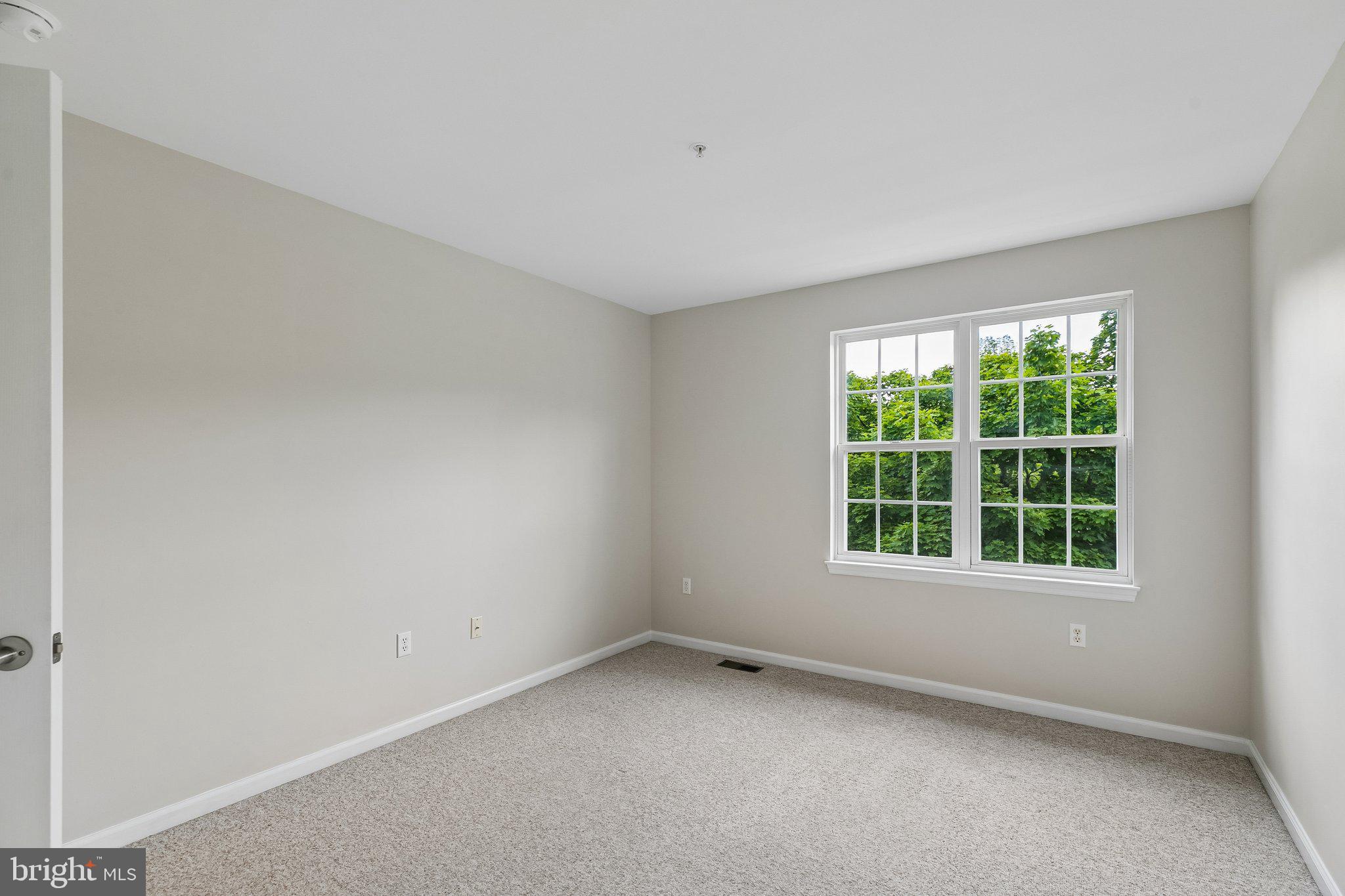 196 Walton Court Reading, PA 19606 - Photo 27 of 36 Bedroom 3