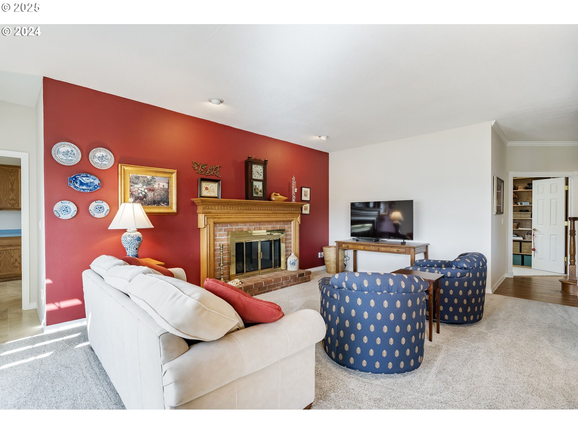 1470 Rosemont Road West Linn, OR 97068 - Photo 13 of 35