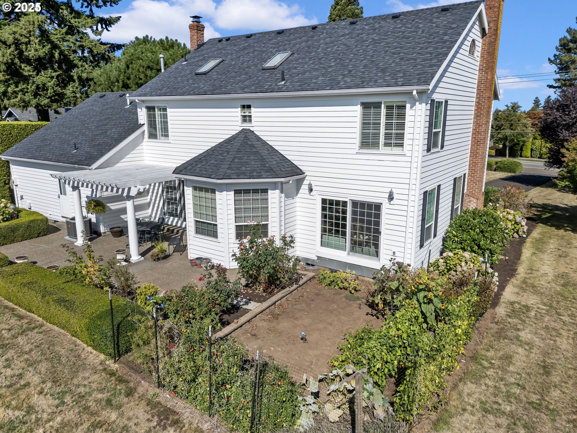 1470 Rosemont Road West Linn, OR 97068 - Photo 26 of 35