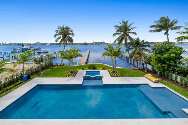 $12,450,000 | 807 North Atlantic Drive, Lantana, FL 33462