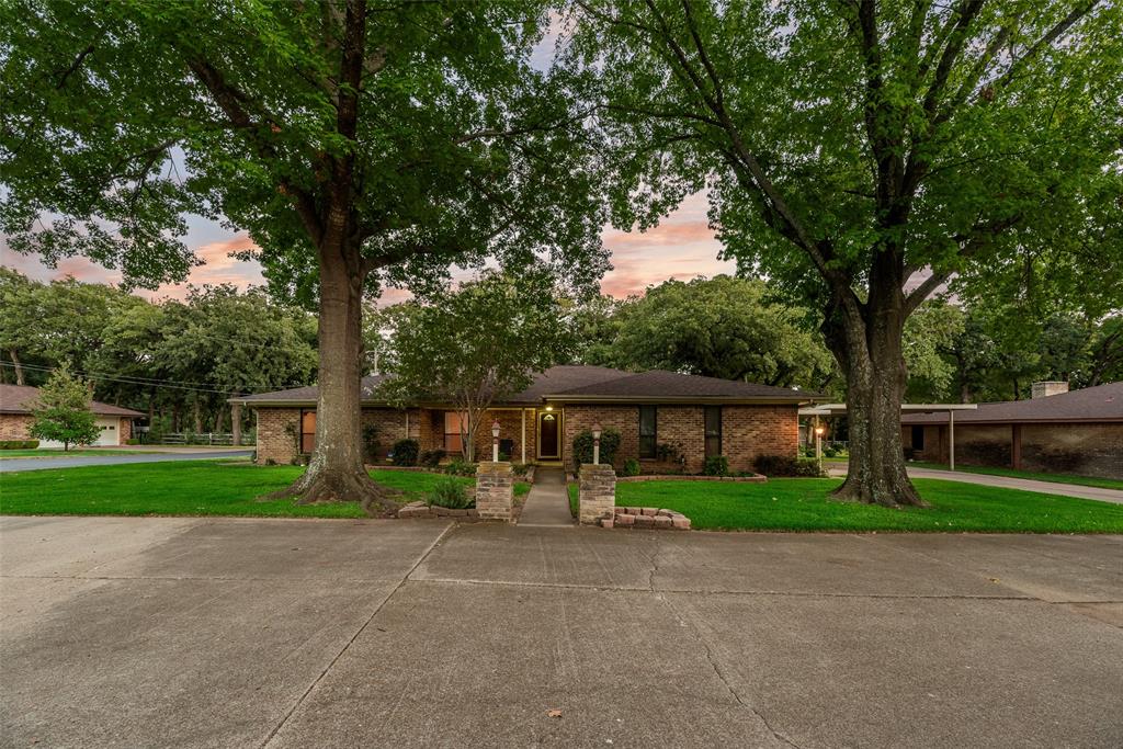 763 Moore Road Mansfield, TX 76063 - Photo 4 of 24 763 Moore Road, Mansfield, TX 76063