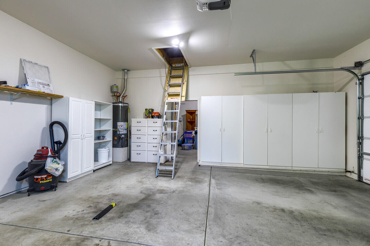 1045 Coral Ridge Eagle Point, OR 97524 - Photo 46 of 48