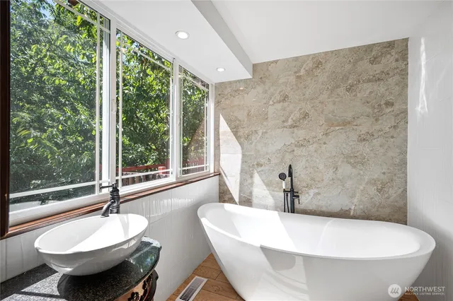 $849,000 | 10122 50th Place West, Mukilteo, WA 98275