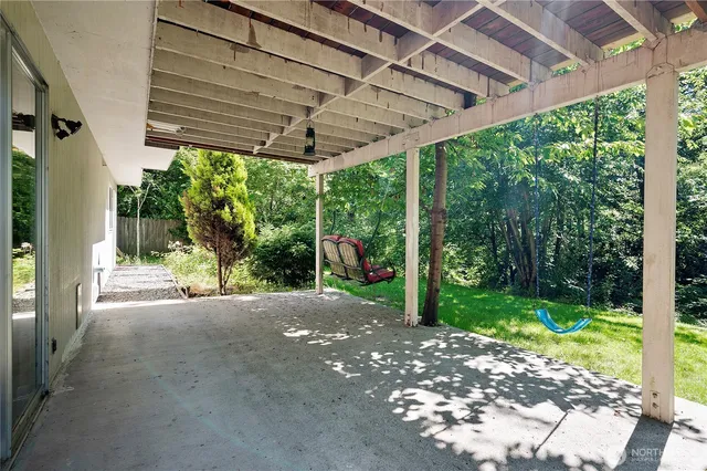 $849,000 | 10122 50th Place West, Mukilteo, WA 98275