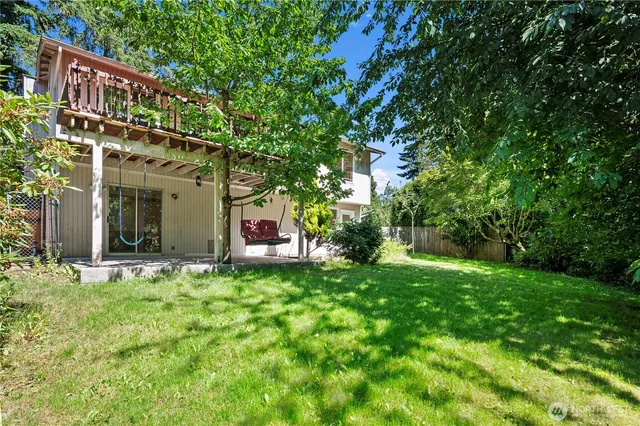 $849,000 | 10122 50th Place West, Mukilteo, WA 98275