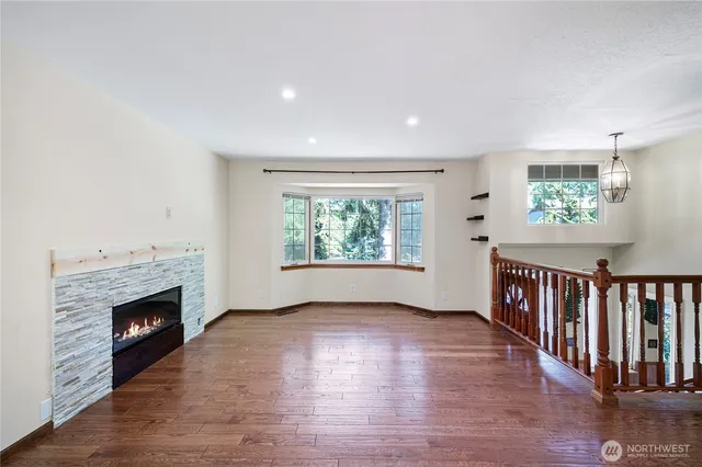 $849,000 | 10122 50th Place West, Mukilteo, WA 98275